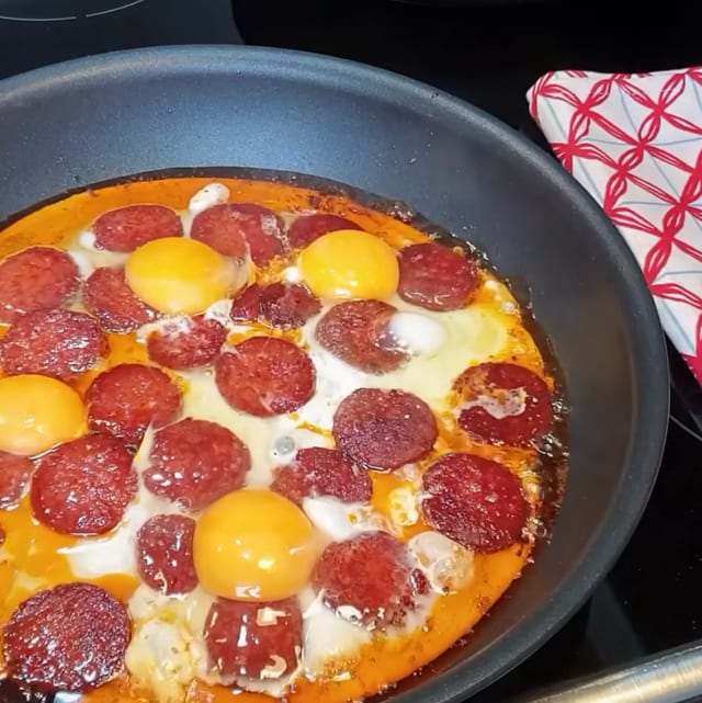 Soucuk & Eggs (Fried).