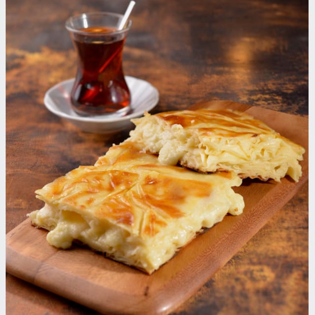 Su Böreği.